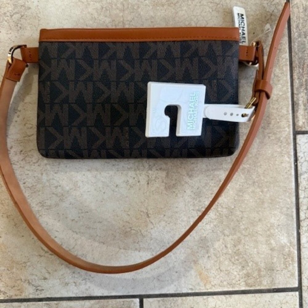 MICHAEL Michael Kors Brown Fannie Pack Purse